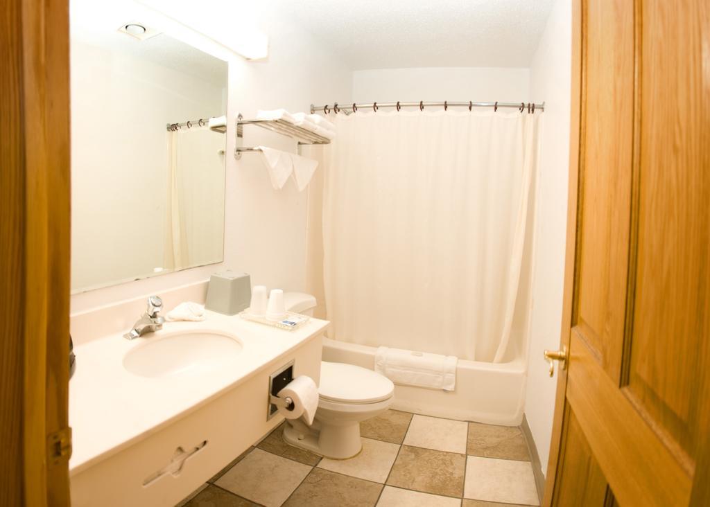 North Country Inn & Suites Mandan Zimmer foto