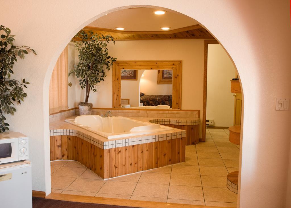 North Country Inn & Suites Mandan Exterior foto